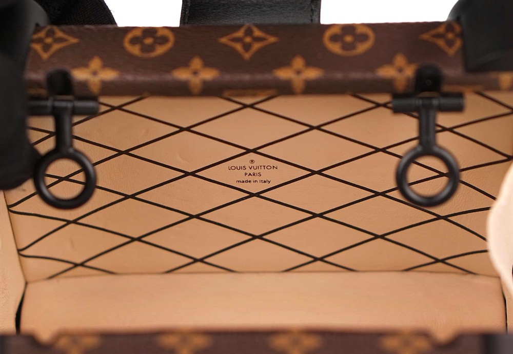 CROSSBODY BAG - LOUIS VUITTON NANO MALLE