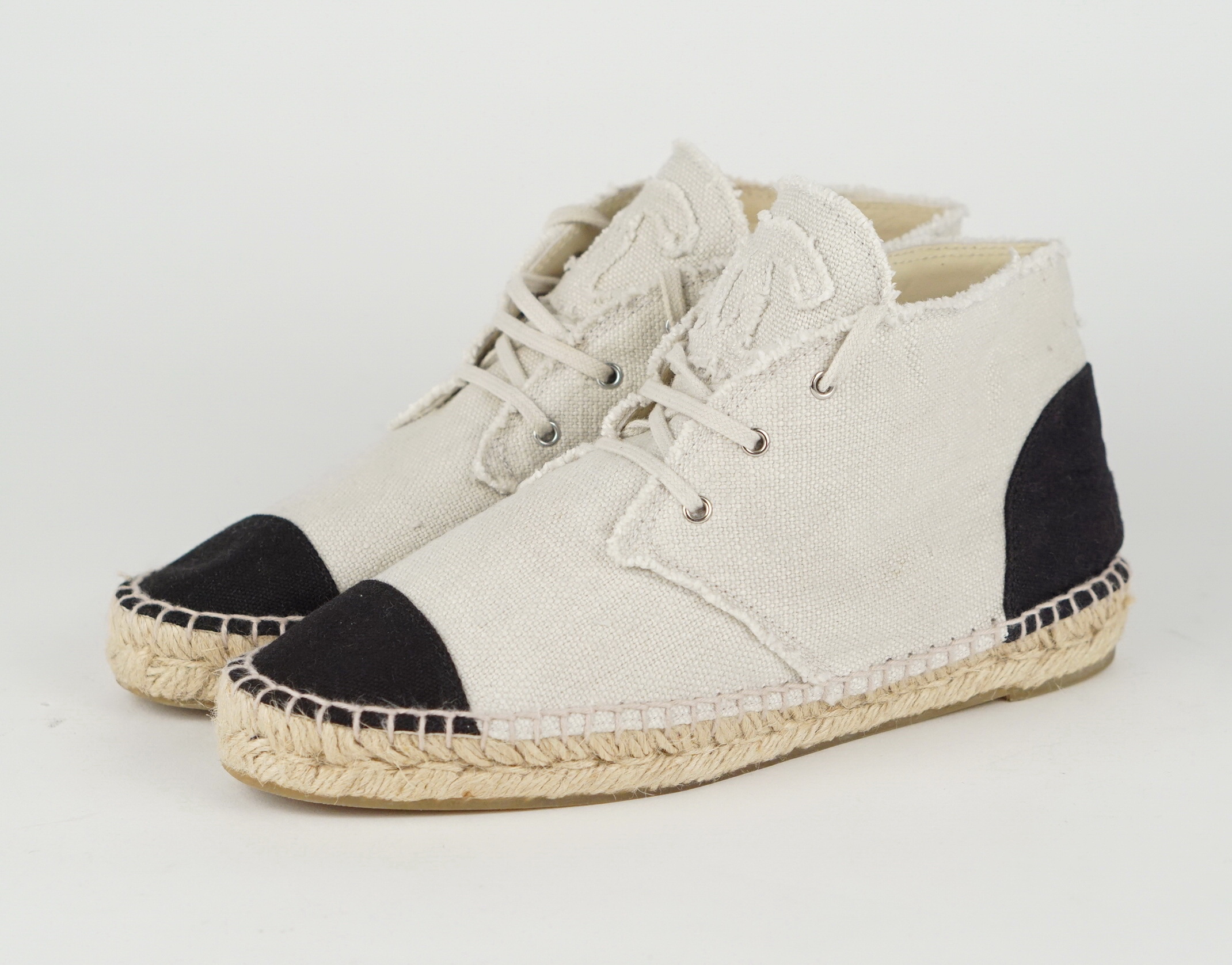 ESPADRILLES - CHANEL HIGH TOP