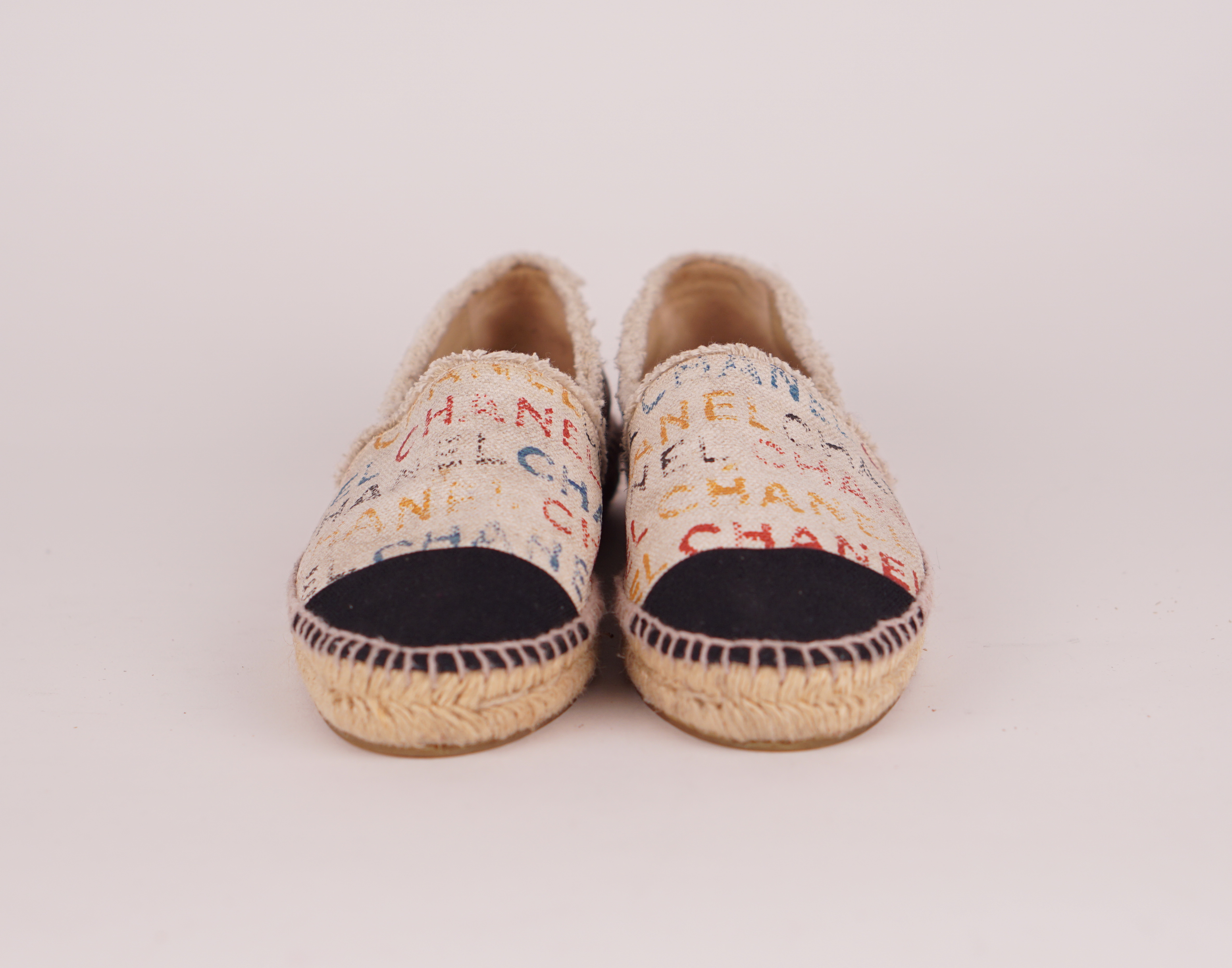 ESPADRILLES - CHANEL AUS LEINEN BUNT