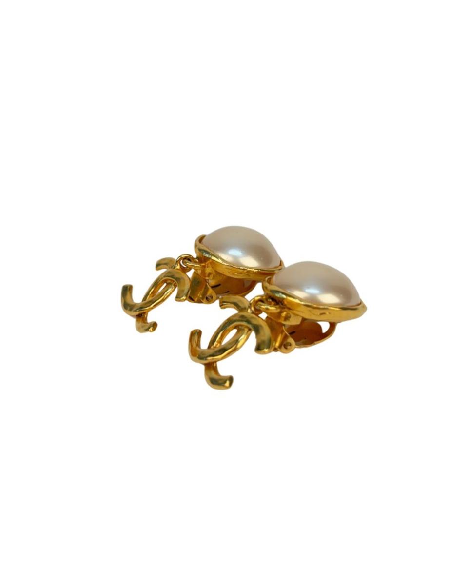 OHRRINGE - CHANEL CC VINTAGE CLIP ON