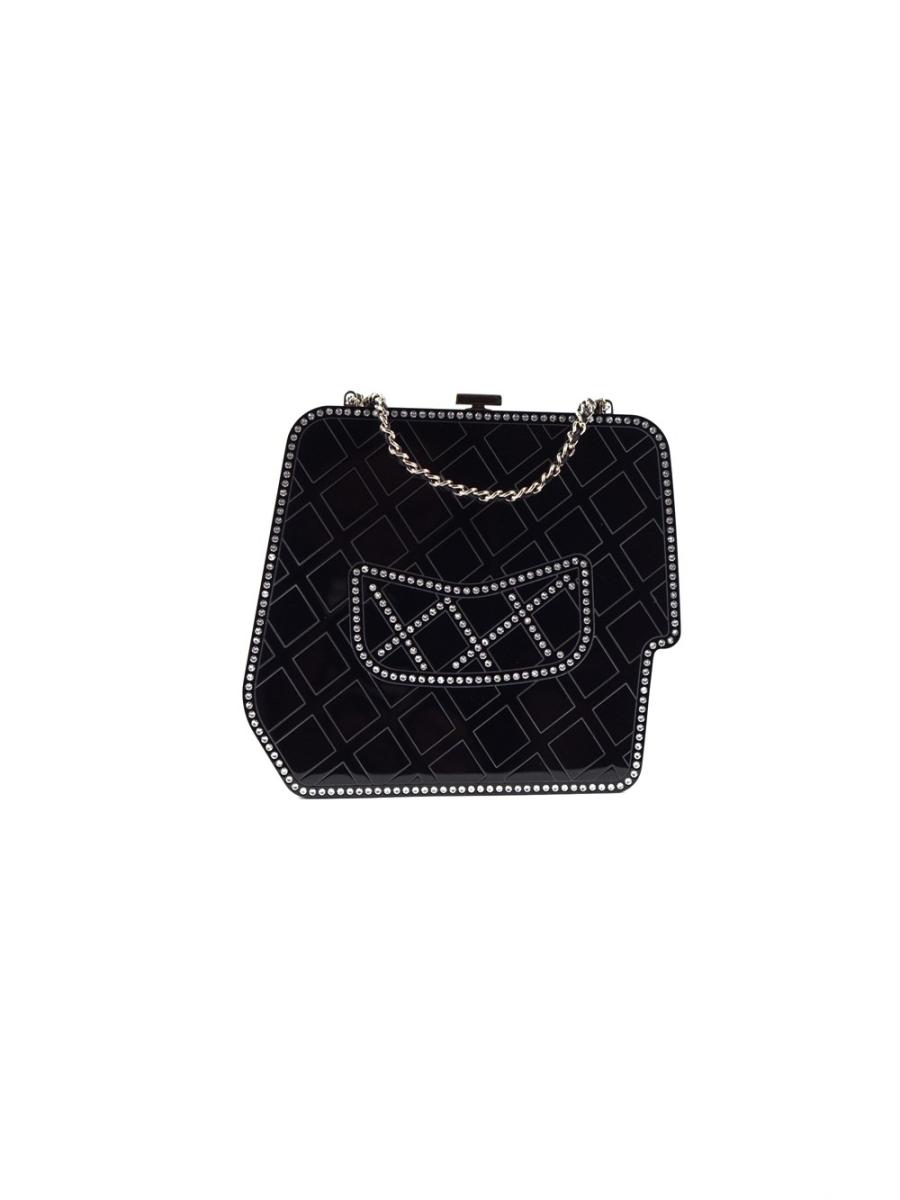 CLUTCH - CHANEL PEARL QUILTED EVENING BAG
