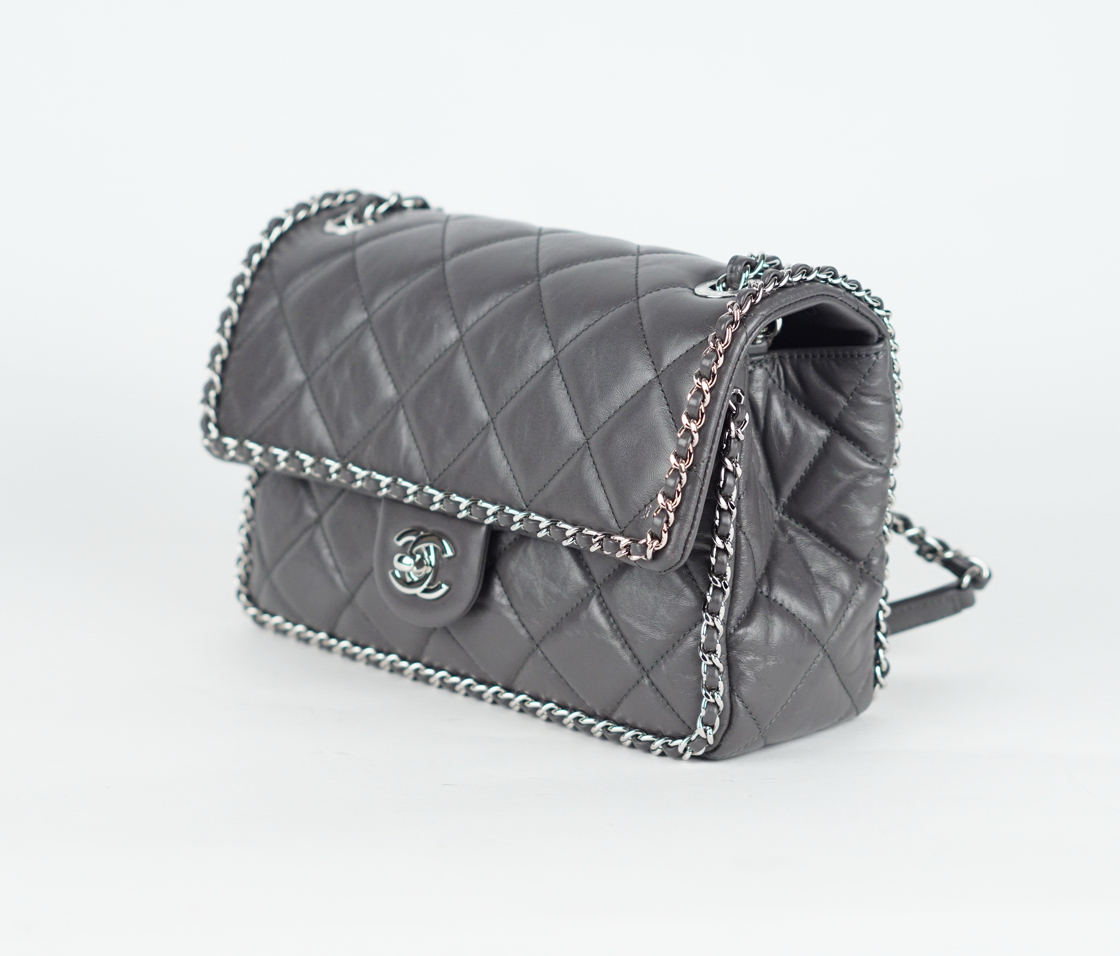 SCHULTERTASCHE - CLASSIC CHAIN AROUND FLAP