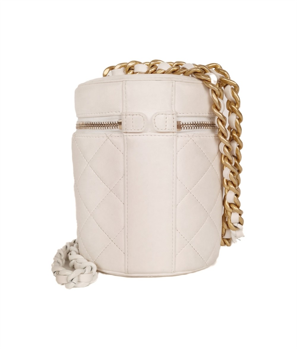 UMHÄNGE - & SCHULTERTASCHEN - CHANEL VANITY MATELASSE WEIß