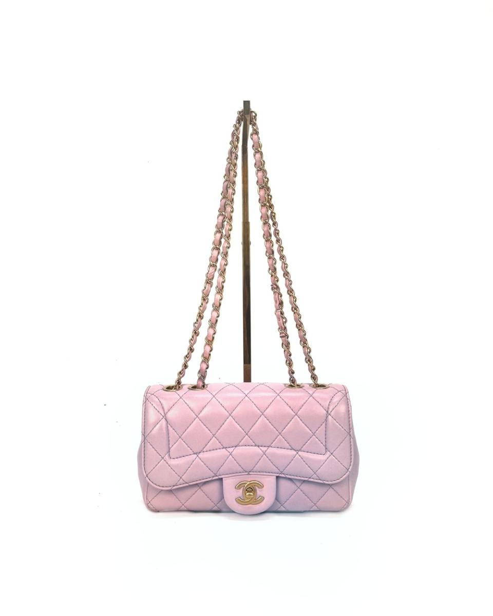 UMHÄNGE- & SCHULTERTASCHEN - CHANEL MINI MADEMOISELLE CHIC FLAP PINK