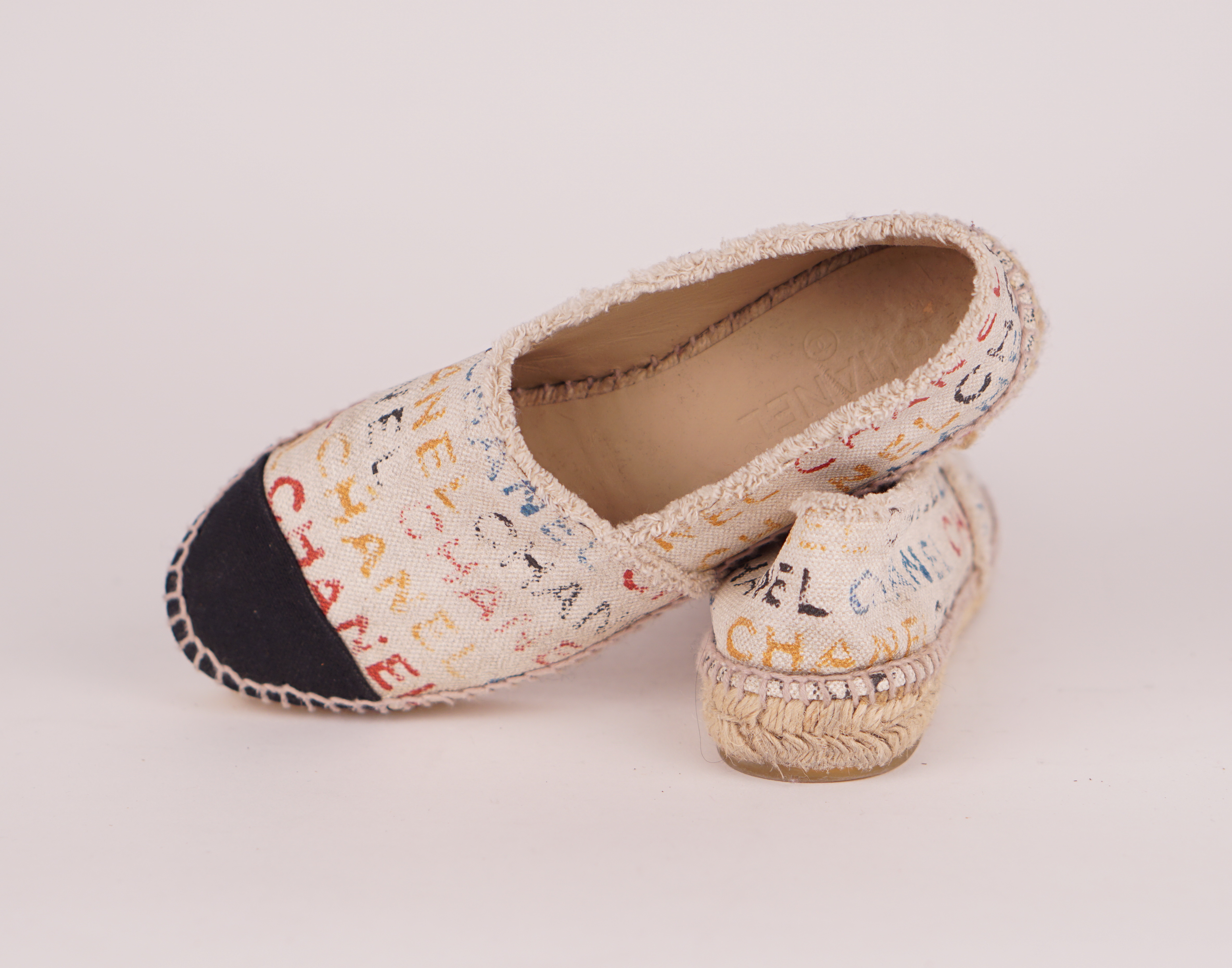 ESPADRILLES - CHANEL AUS LEINEN BUNT