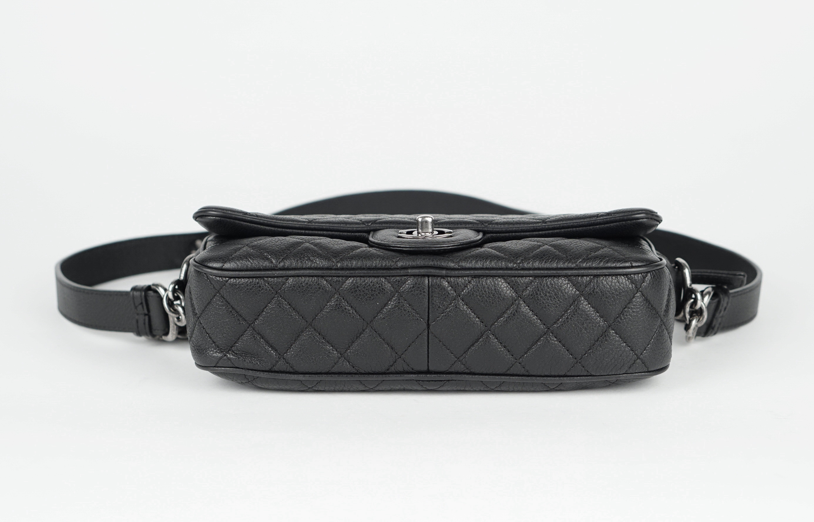 SCHULTERTASCHE - CHANEL CASUAL ROCK FLAP MEDIUM 