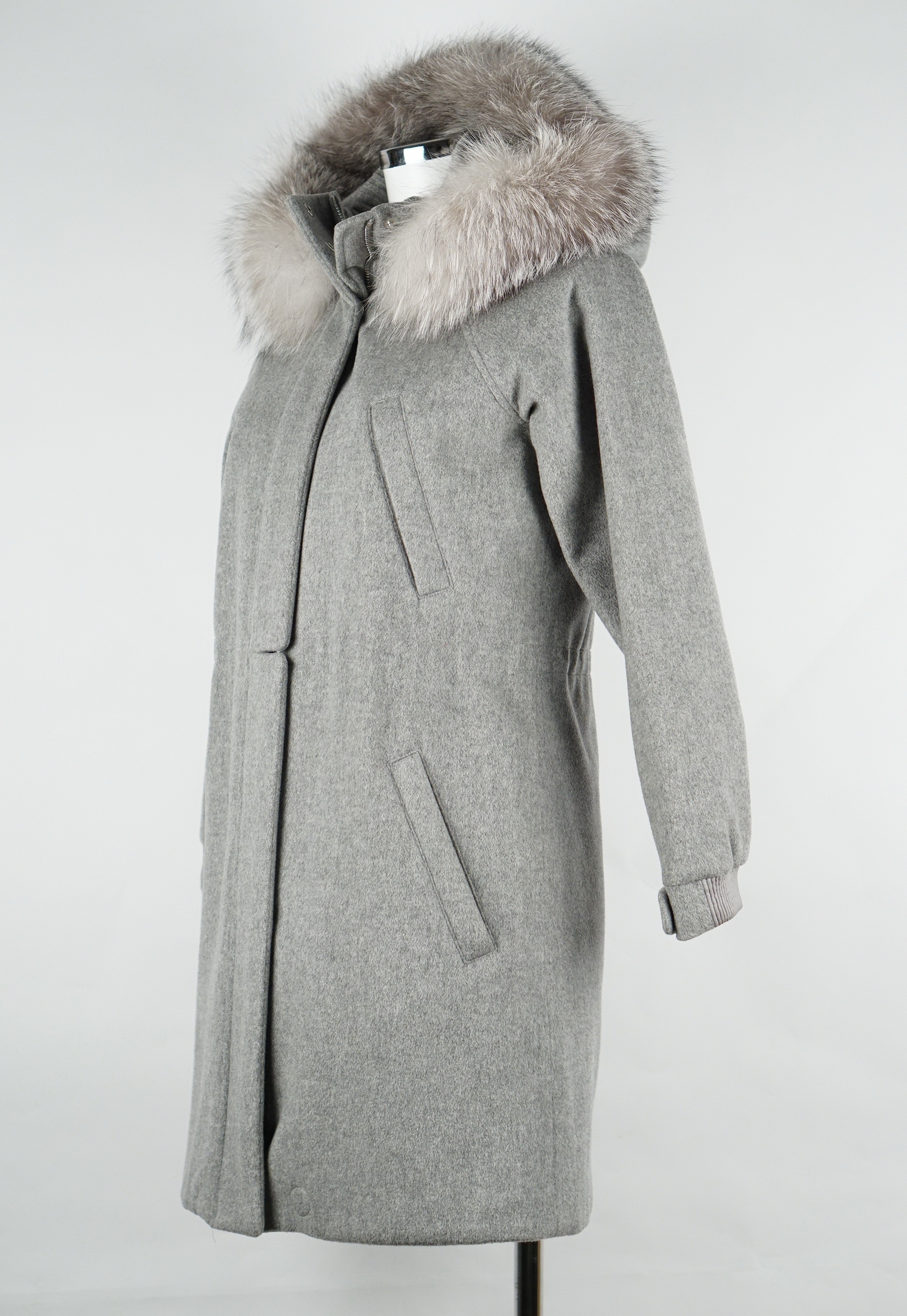 Cashmere Coat With Blue Fox Collar 
