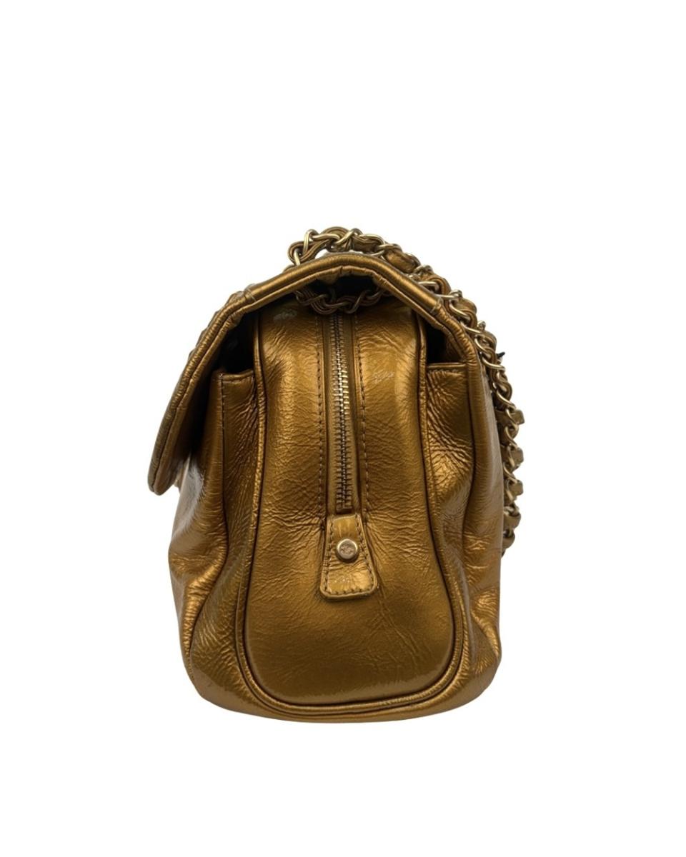 CROSSBODY & SHOULDERBAGS - CHANEL LUXE LIGNE FLAP BAG GOLD