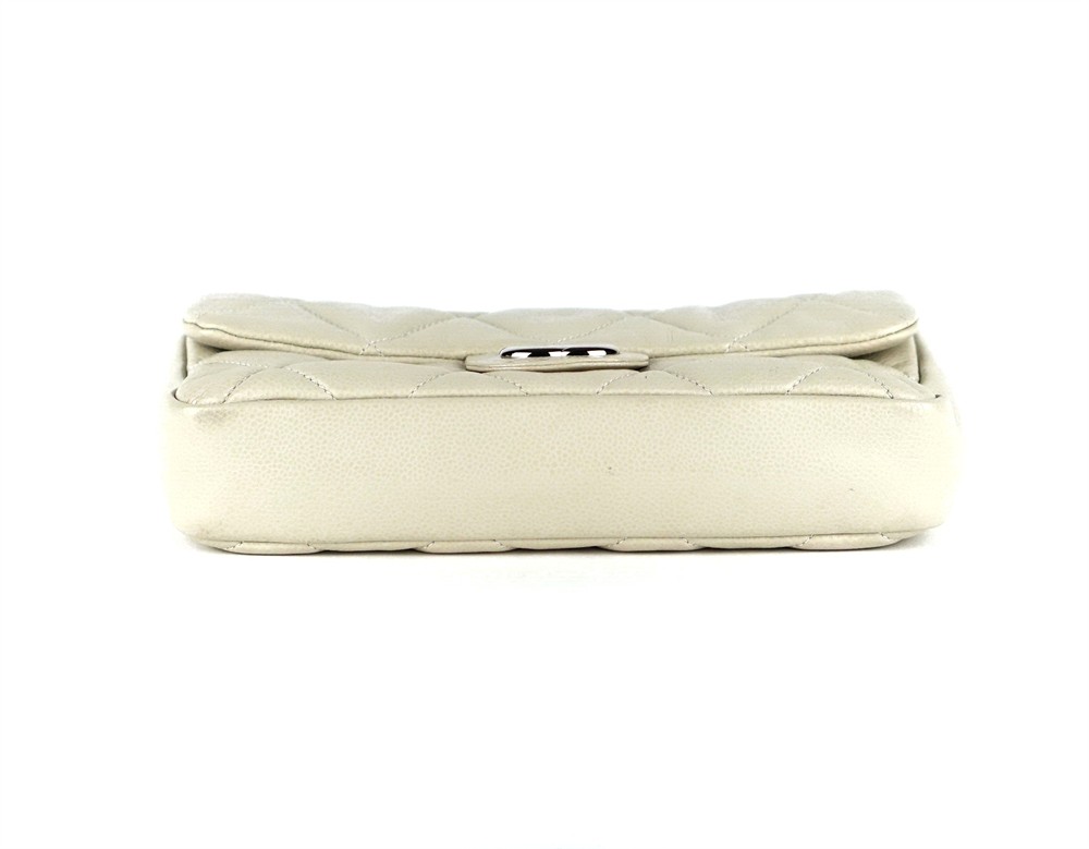 SCHULTERTASCHE - CHANEL SINGLE FLAP CAVIAR MEDIUM