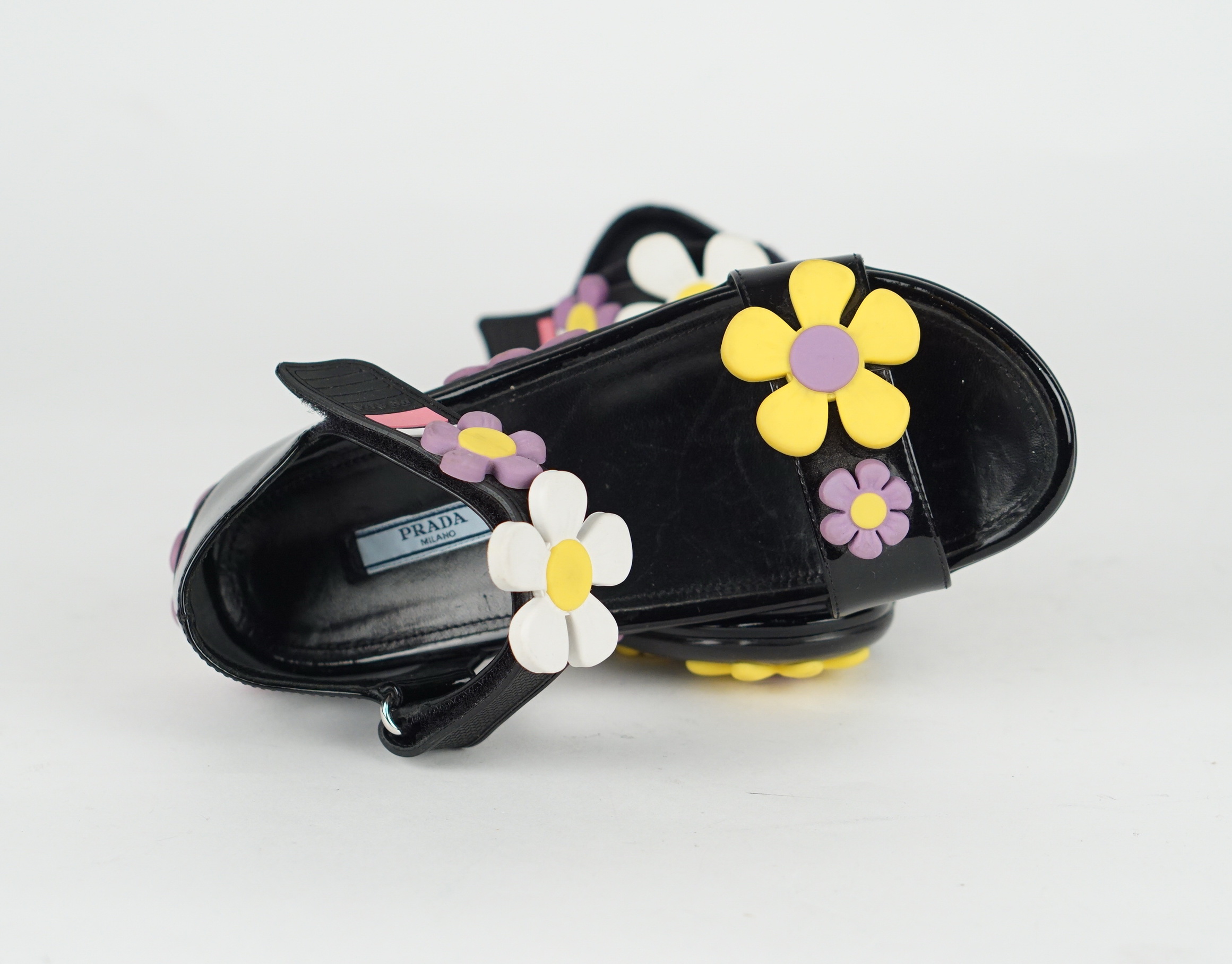  Flower Sandals 