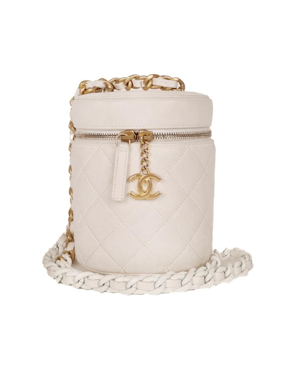 UMHÄNGE - & SCHULTERTASCHEN - CHANEL VANITY MATELASSE WEIß