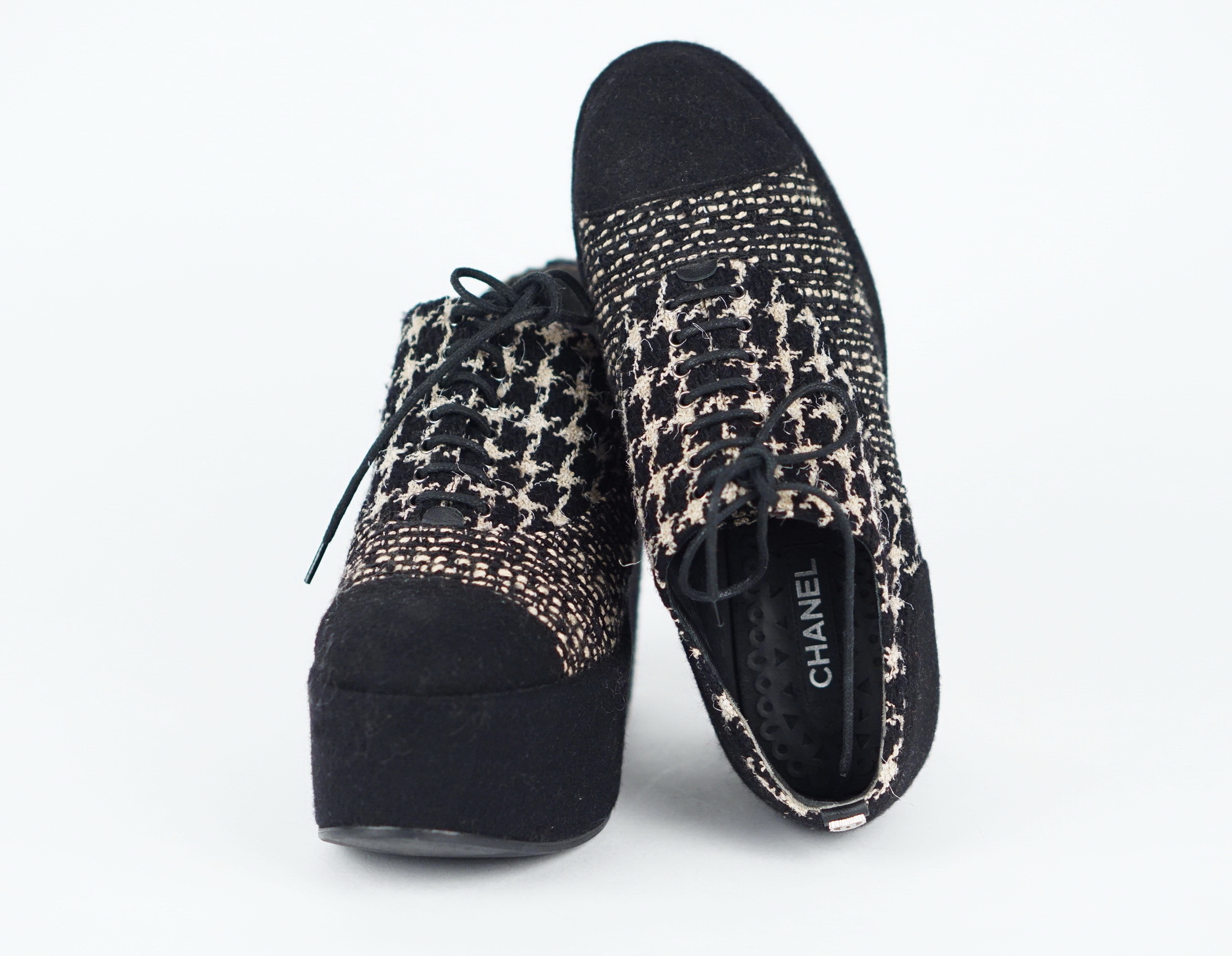 TWEED LACE UP PLATFORM SHOES
