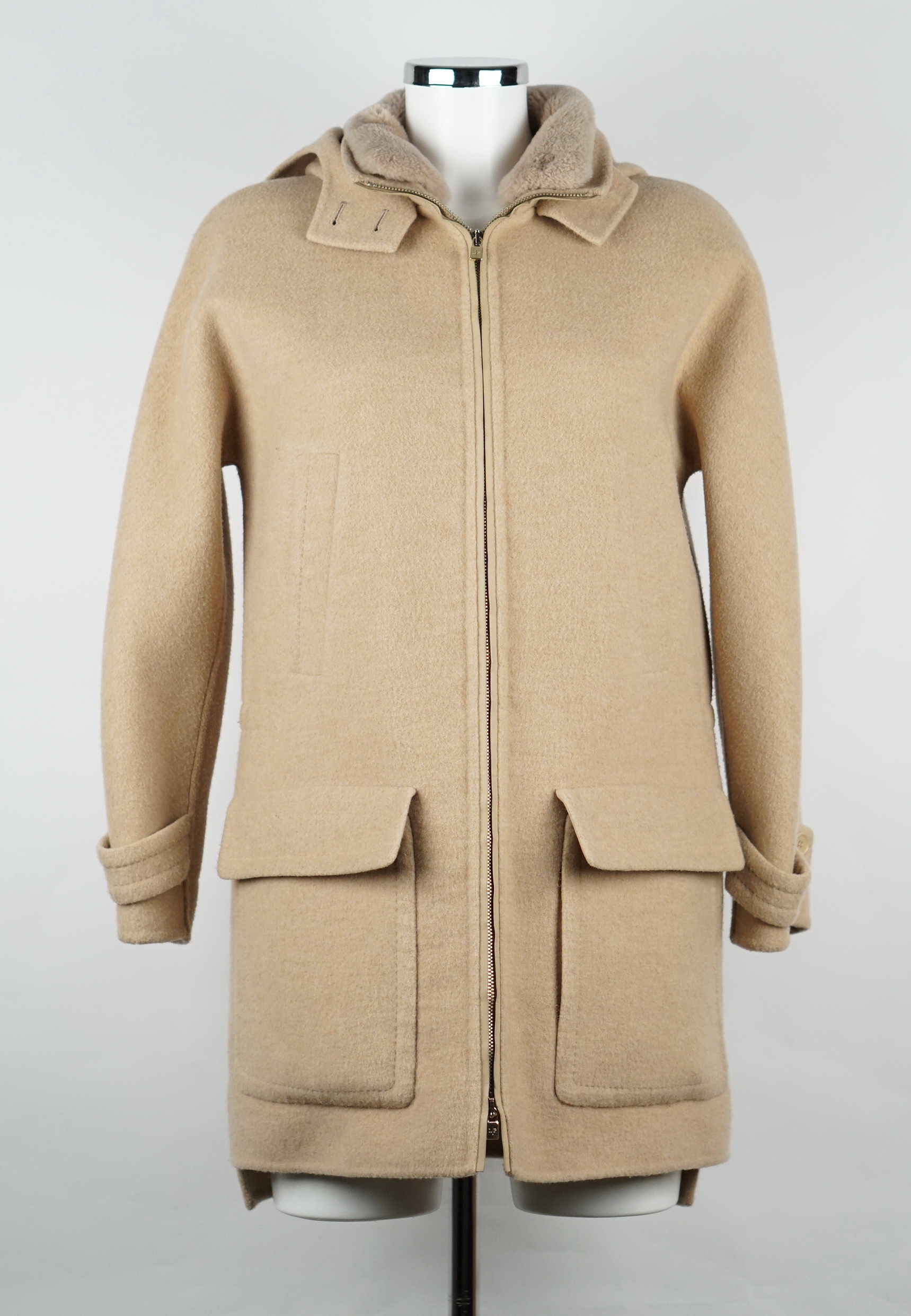 Cashmere Coat With Lambskin Collar 