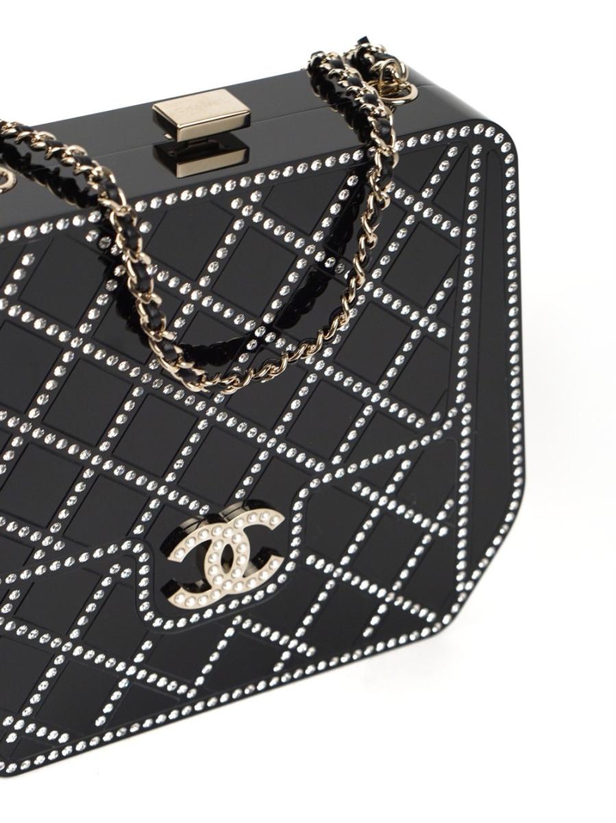 CLUTCH - CHANEL PEARL QUILTED EVENING BAG