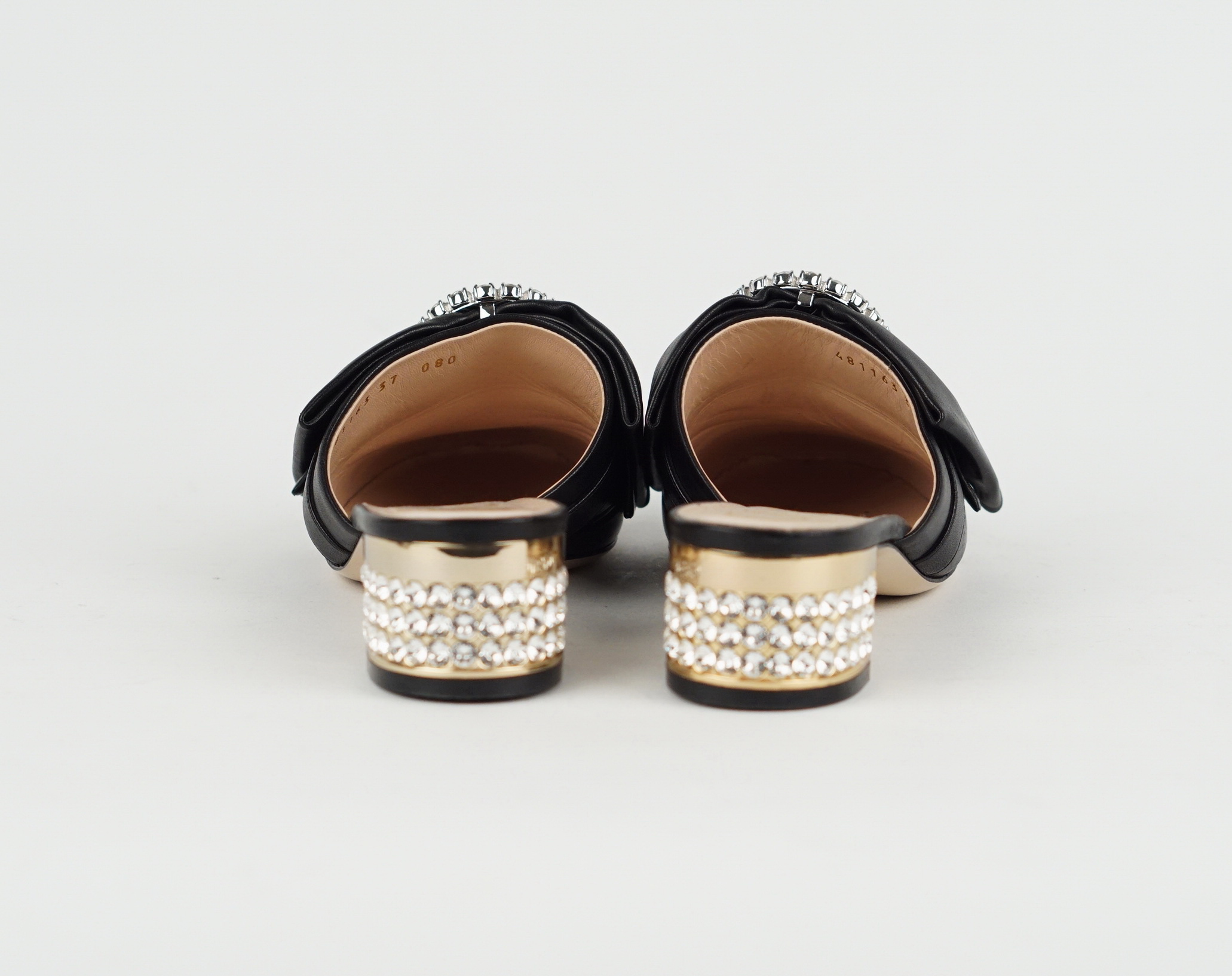 SLIPPER - LEDER SCHWARZ MIT KRISTALLEN 