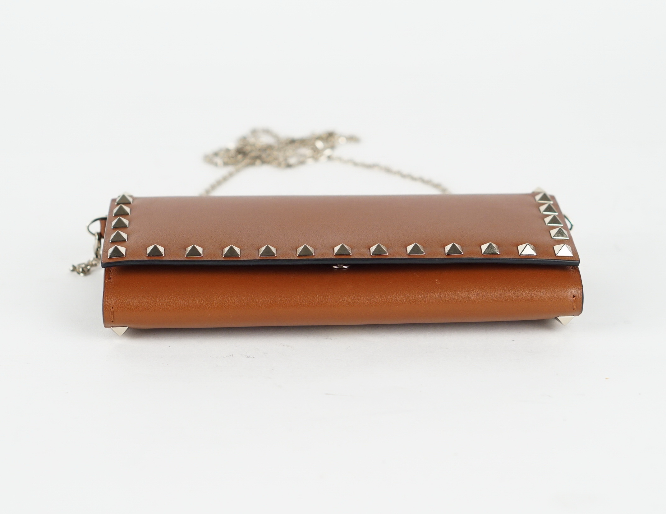 Rockstud wallet clearance on chain