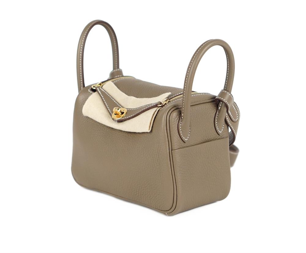 UMHÄNGETASCHE - HERMÈS LINDY MINI 16 ETOUPE GHW 2021