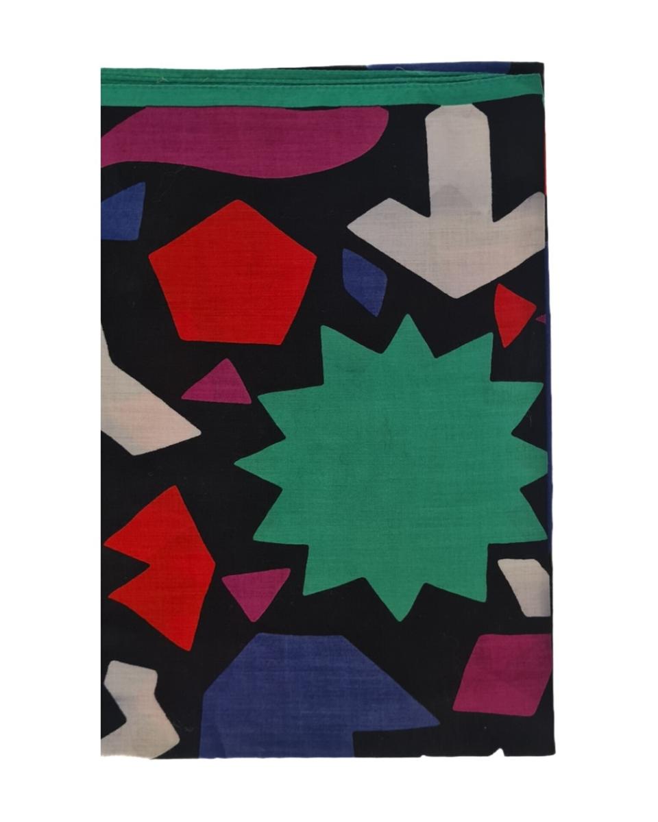 TÜCHER & SCHALS - YVES SAINT LAURENT GEOMETRIC PAREO TUCH