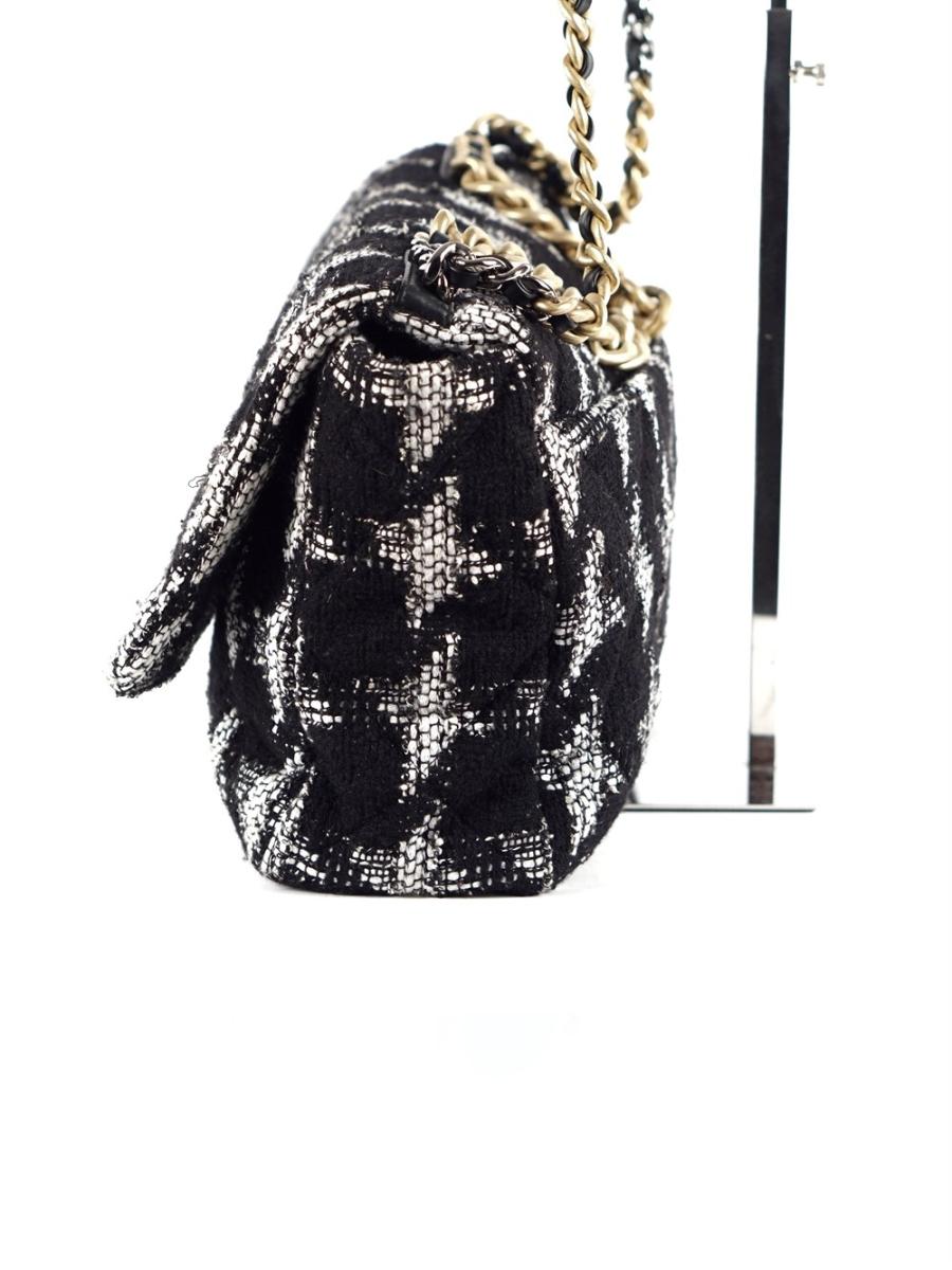 CROSSBODY - CHANEL 19 LARGE SINGLE FLAP