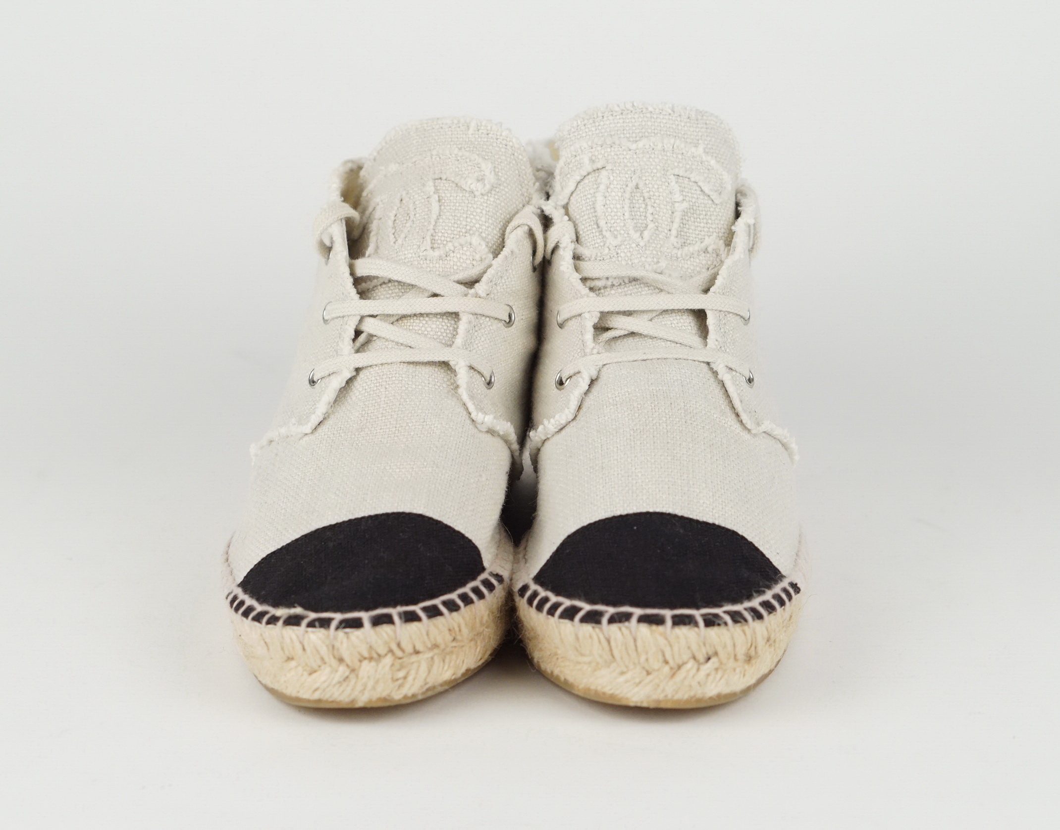 ESPADRILLES - CHANEL HIGH TOP